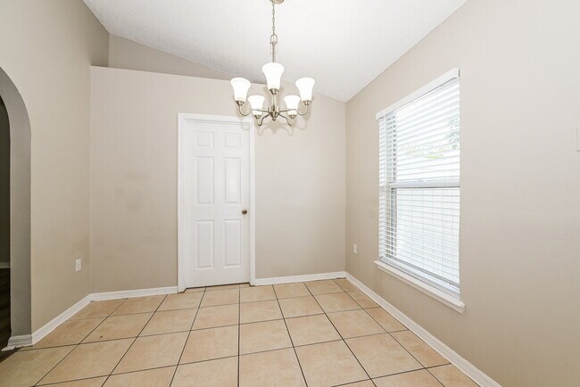Foto del edificio - 2628 Cobblestone Forest Cir E
