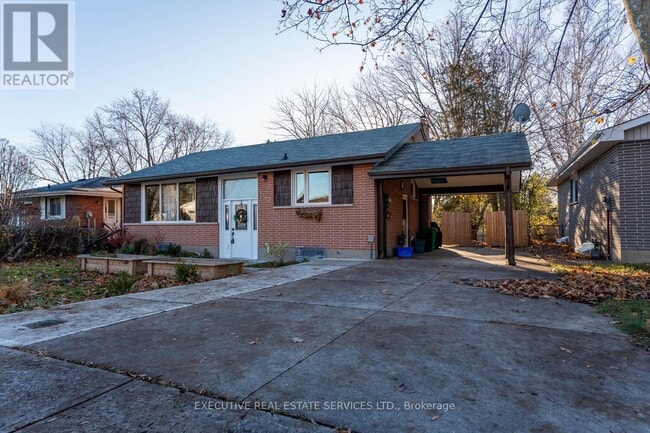 Building Photo - 1163 Algonquin Blvd