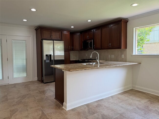 Foto del edificio - 13419 Candleshade Ln