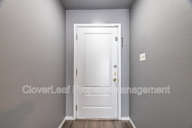 Building Photo - 3612 Candlehill