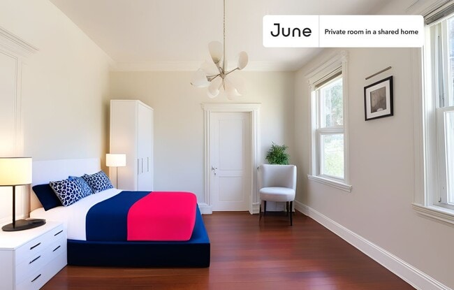 Building Photo - Room in Shared 5 bed/2 bath home