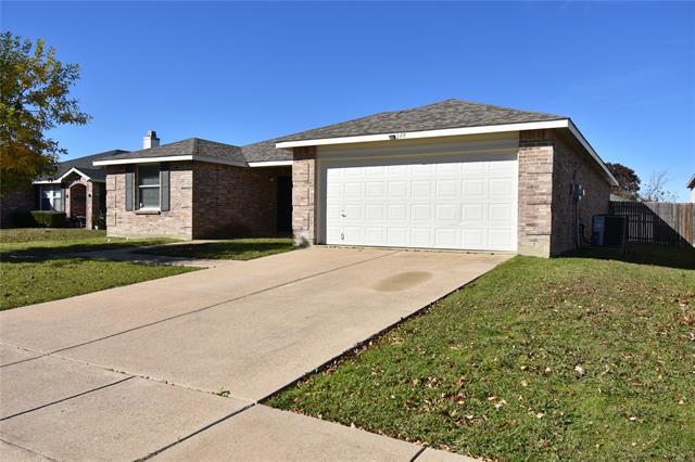 Building Photo - 309 Daisy Ln