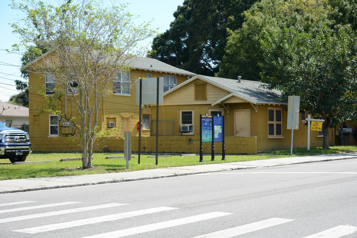 Primary Photo - 1204 22nd St S