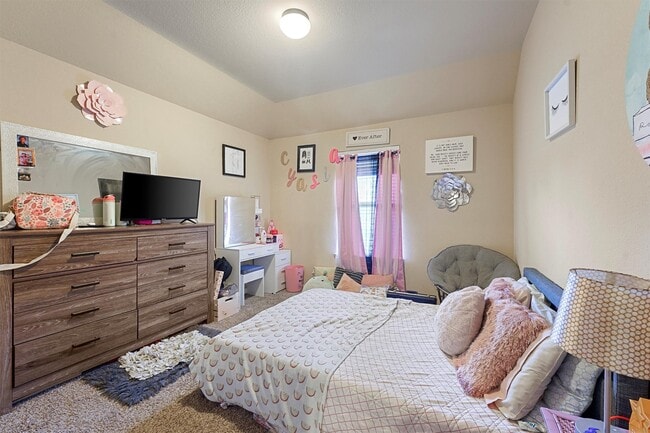 Building Photo - 111 Quail Meadow Dr