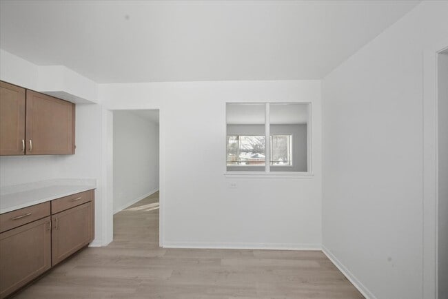 Building Photo - 600 McKinley Ave