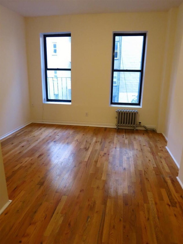 Primary Photo - 1600 1st Avenue