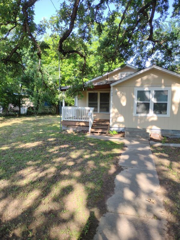 700 S Pacific St, Mineola, TX 75773 House Rental in Mineola, TX