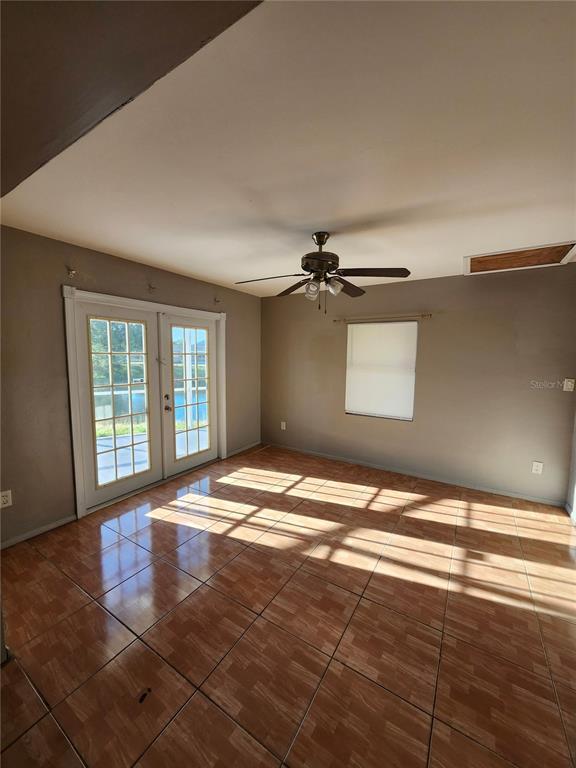 Building Photo - 2220 Birchcrest Blvd