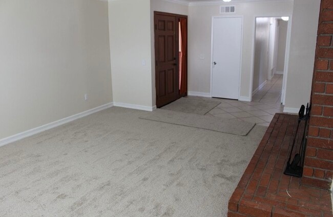 Building Photo - 8484 Monteel Pl
