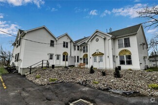 Building Photo - 1608 Sweet Home Rd