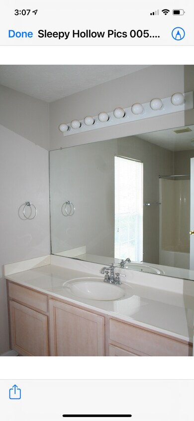 Foto principal - 1257 Louisville St