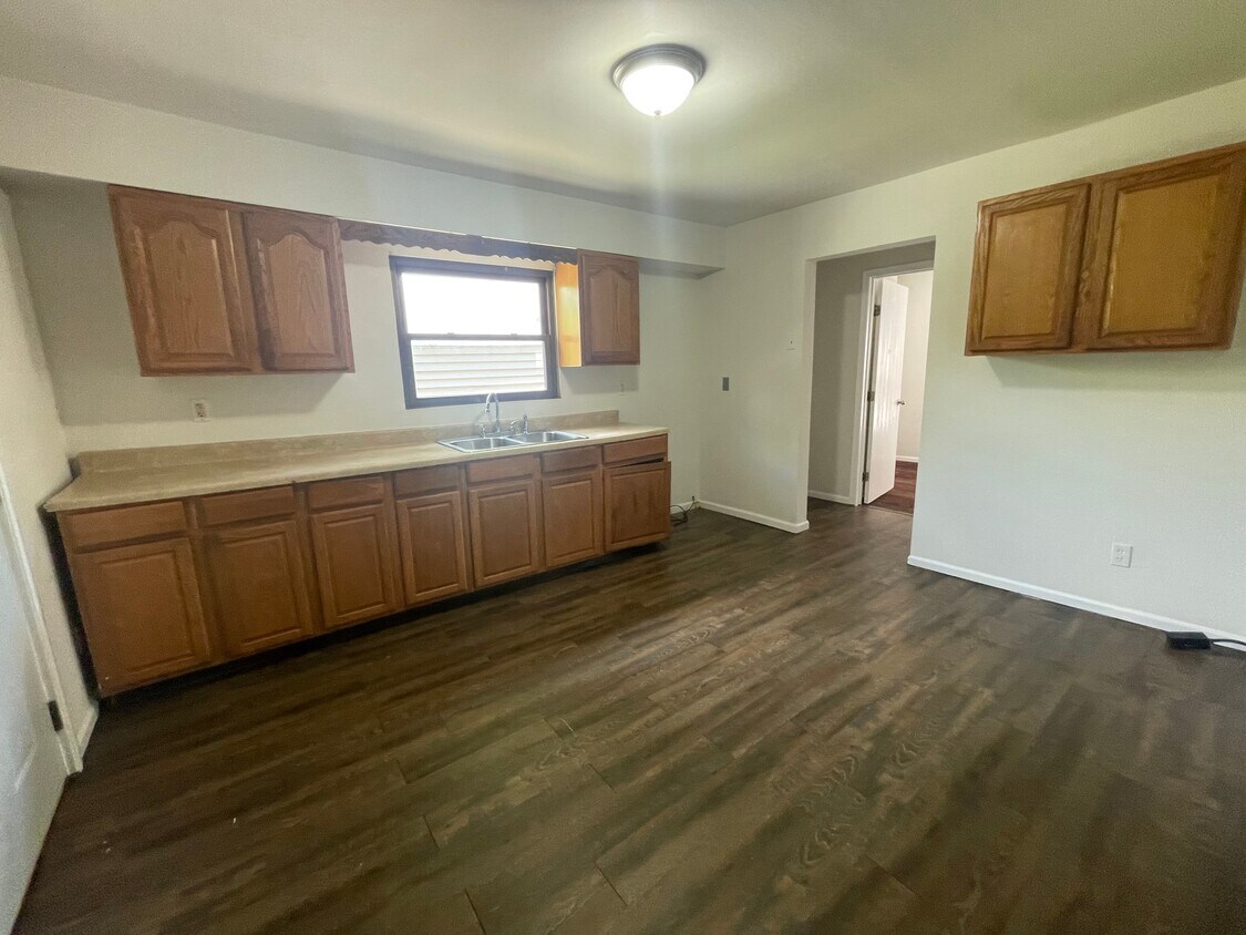 Foto principal - 475 W Murphy St