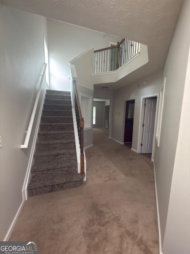 Foto del edificio - 6106 Allpoint Way