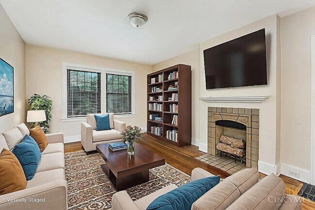Living Room - 2587 Irving Pl