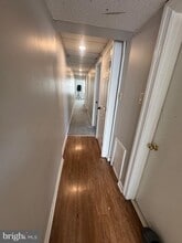 Building Photo - 1803 W 4th St