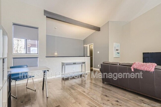 Foto del edificio - 2916 W Bryant Place
