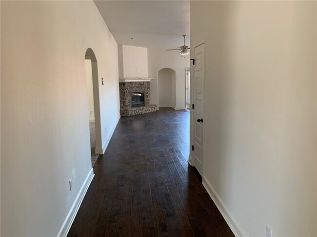 Foto del edificio - 740 Arkansas Black