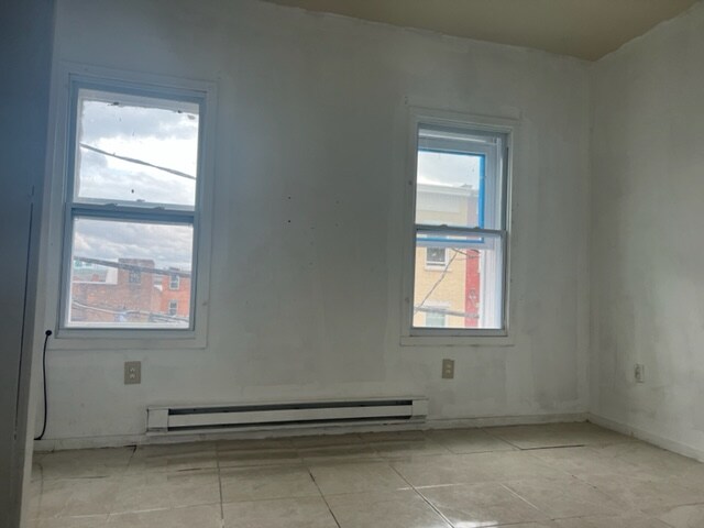 Building Photo - 11 Trinity Pl