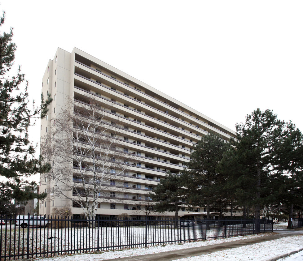 Primary Photo - 2850 Jane St
