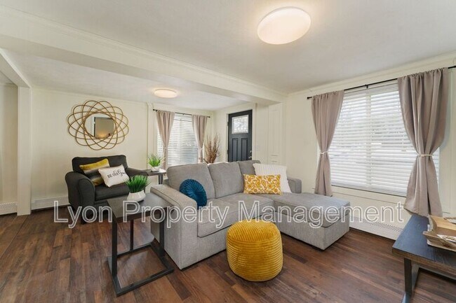 Foto del edificio - 231 Woodstock Ave