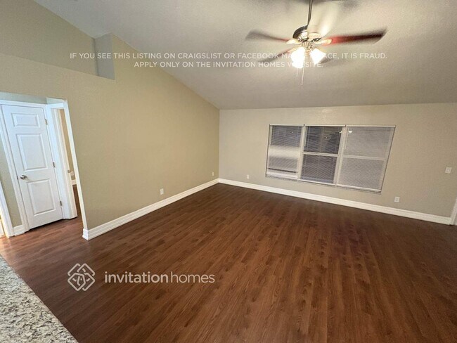 Foto del edificio - 25913 Aysen Dr