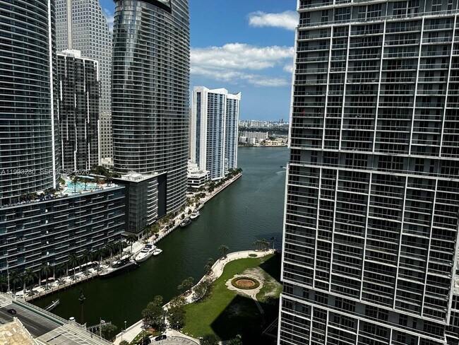 Foto del edificio - 500 Brickell Ave