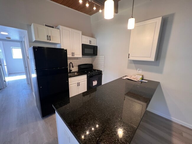 BRAND NEW KITCHEN AND APPLIANCES!! - 7741 Donnybrook Ct