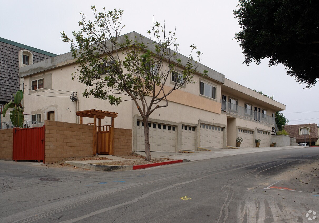 Building Photo - 362 Virginia St