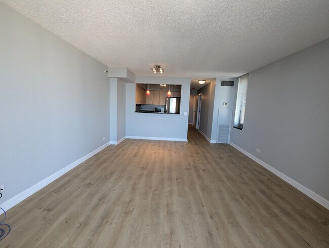 Foto del edificio - 3660 N Lake Shore Dr