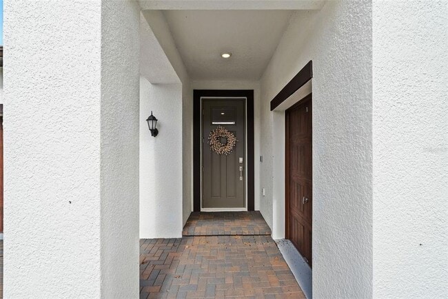 Building Photo - 16819 Shell Bay Dr