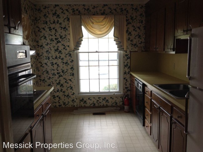 Building Photo - 2 br, 2 bath House - 2712 Waldorf Circle