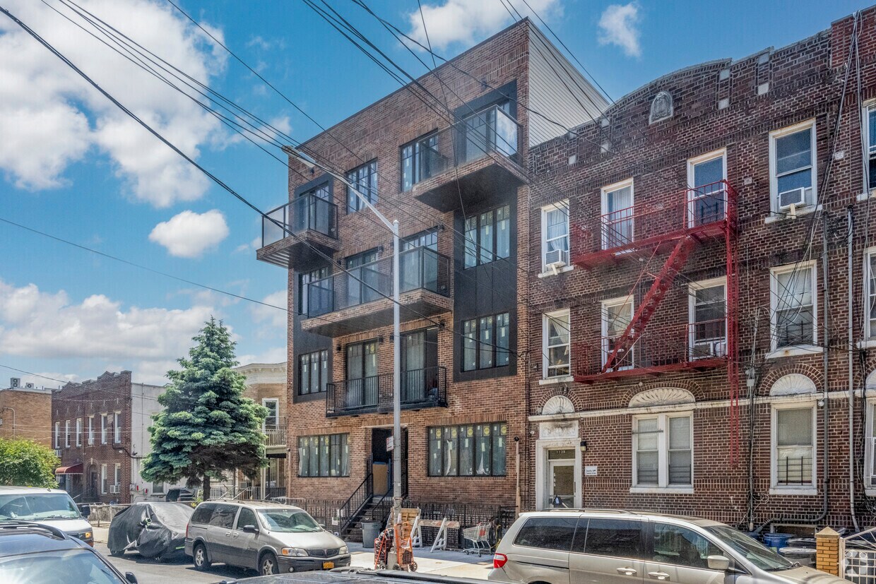 Foto del edificio - 1140 43rd St