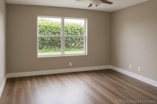 Building Photo - 125 Buffet Key