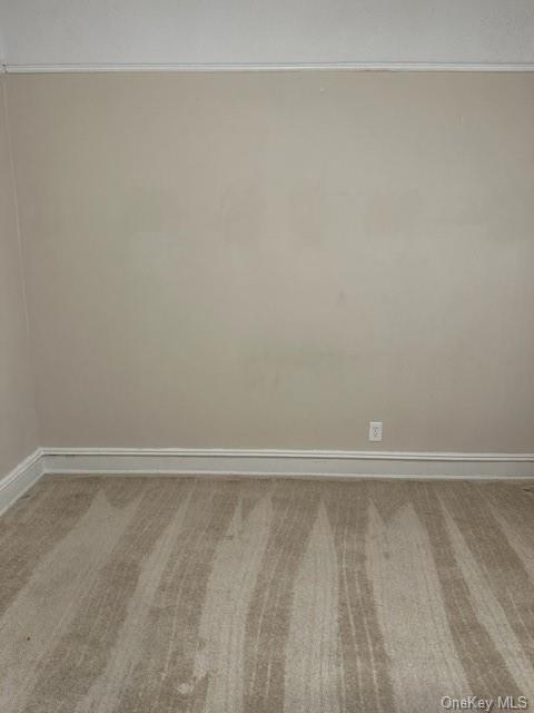 Foto del edificio - 1037 E 231st St