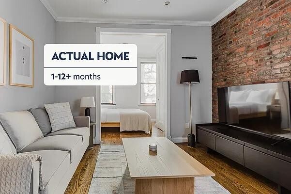 Foto principal - 325 E 5th St