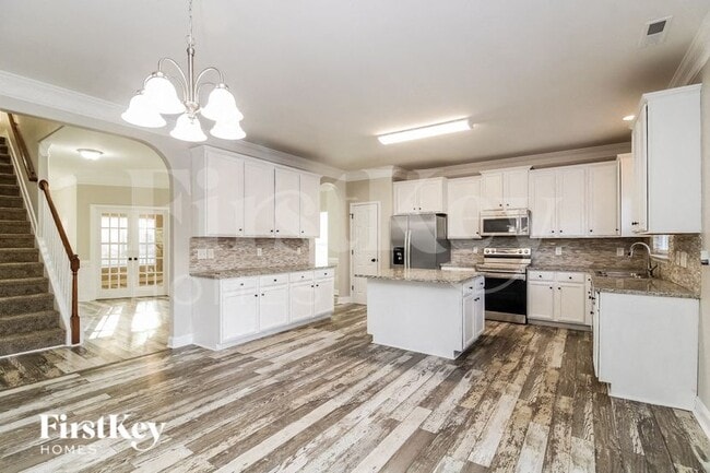 Building Photo - 6623 Barton Creek Dr