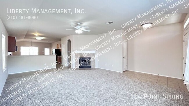 Foto del edificio - 614 Point Springs