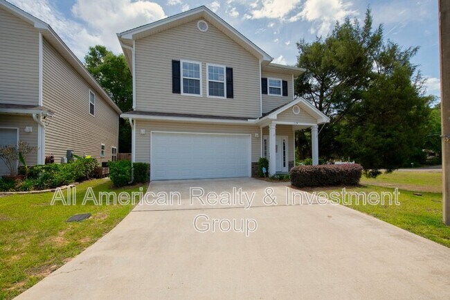 Building Photo - 119 Farrah Ave