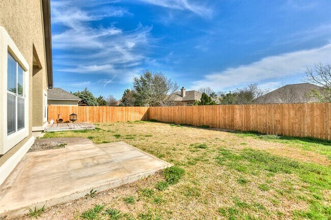 Foto del edificio - 30408 Briarcrest Dr