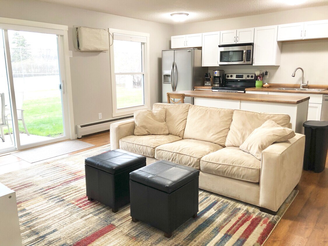 Foto principal - 939 11th Ave S Apt 3