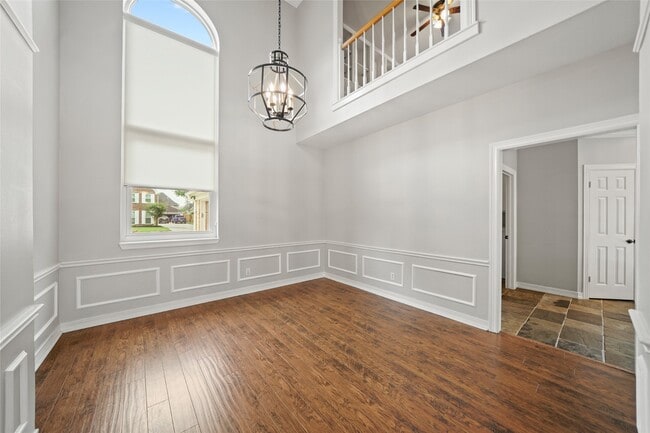 Foto del edificio - 2654 Milburn Dr