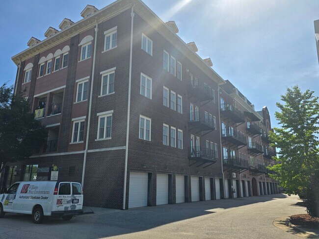 Foto del edificio - 325 Hay St