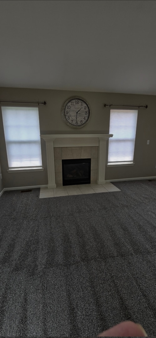 Building Photo - Beautiful 3 bed 3 bath two story condo. St...