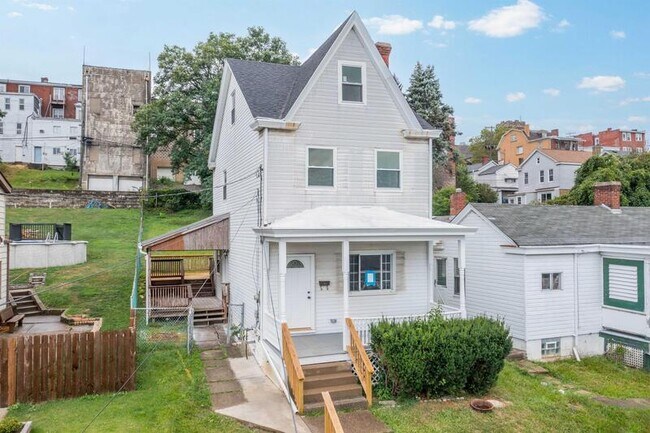 Building Photo - 1821 Westmont Ave