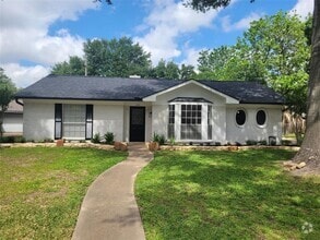 Building Photo - 1409 Drexel Dr