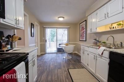 Foto del edificio - 3207 Henderson Mill Rd