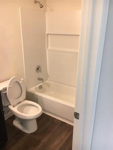 Foto del edificio - 825 Cedar Elm Dr