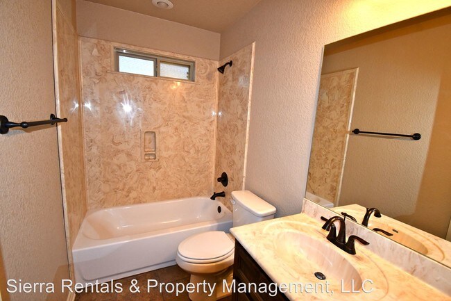 Building Photo - 6209 New Castle Dr