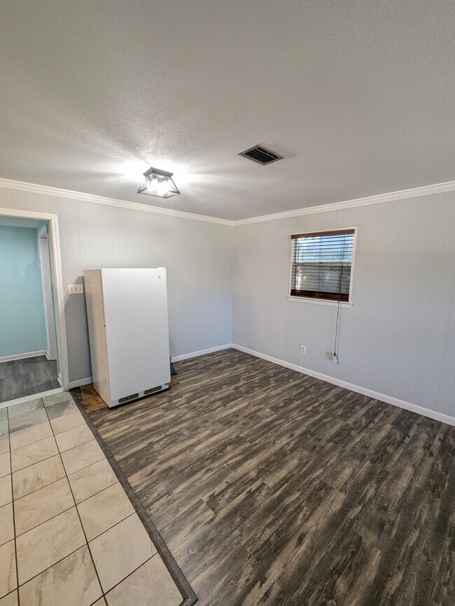 Building Photo - 30 Cascabellas St