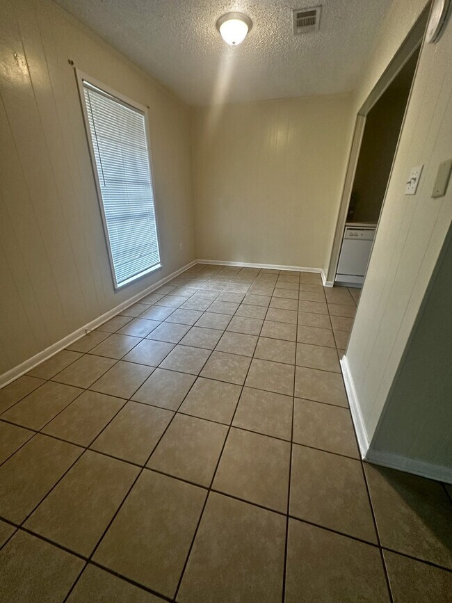 Foto del edificio - 45147 Durbin Rd